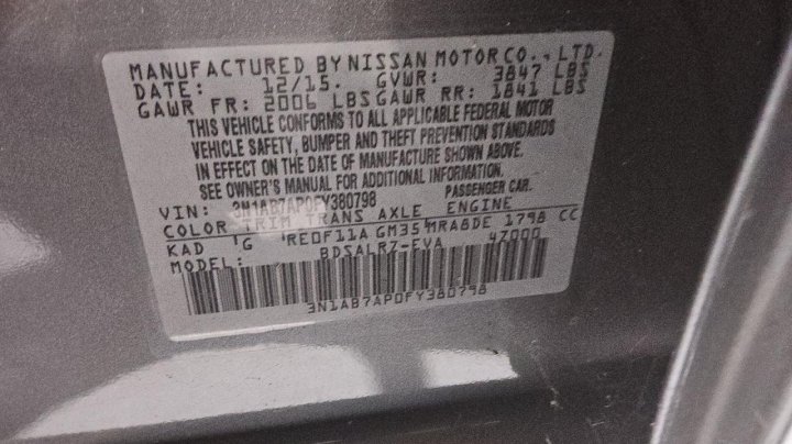 Nissan Sentra  2015