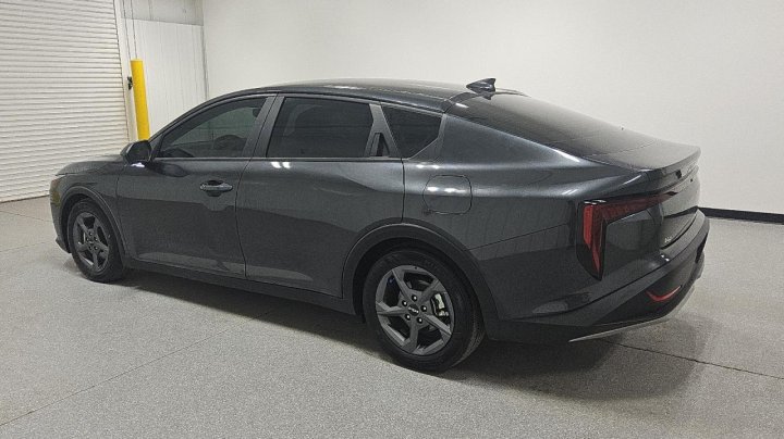 KIA K4  2025