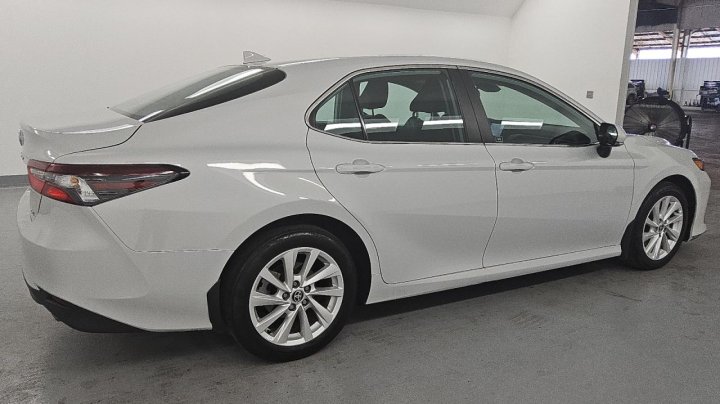 Toyota Camry  2024