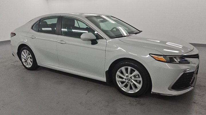 Toyota Camry  2024