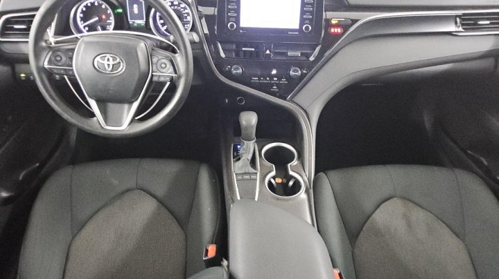 Toyota Camry  2024