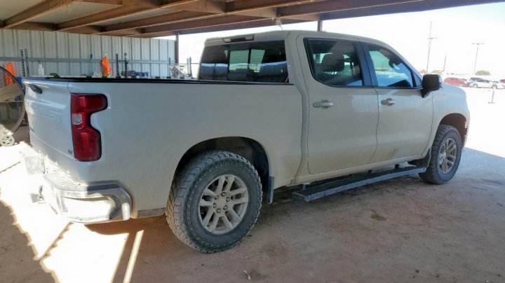 Chevrolet Silverado  2022