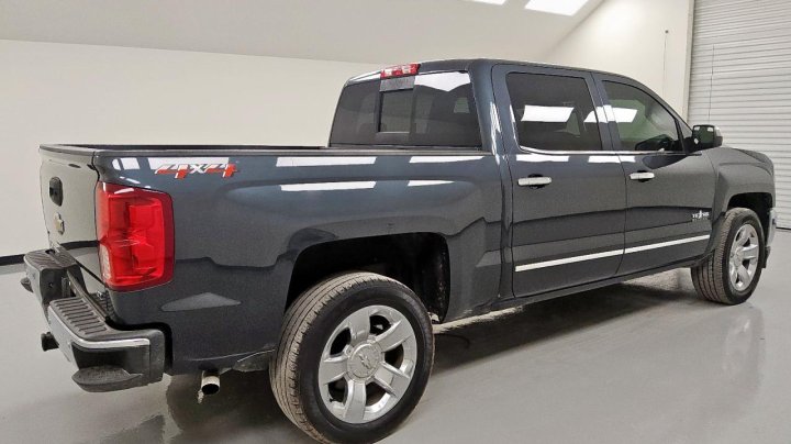 Chevrolet Silverado  2018