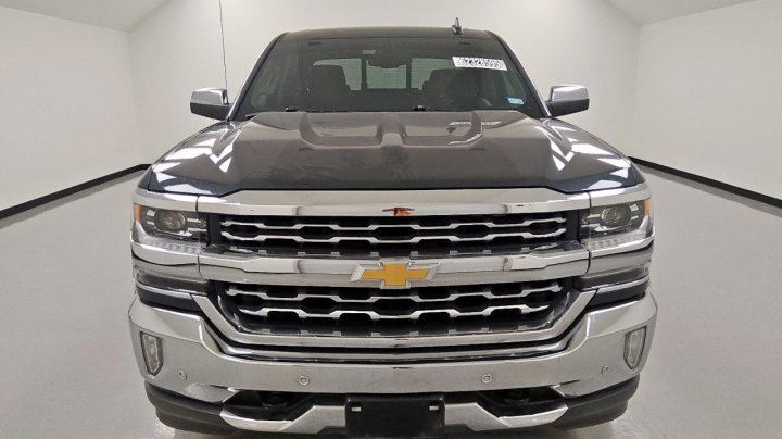 Chevrolet Silverado  2018