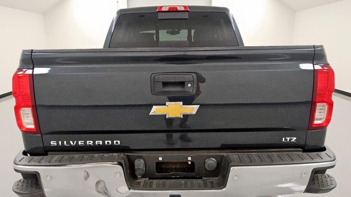 Chevrolet Silverado  2018