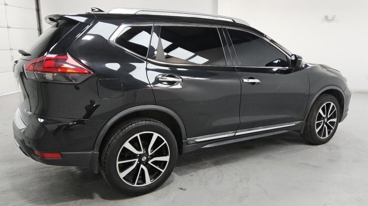 Nissan ROGUE  2019