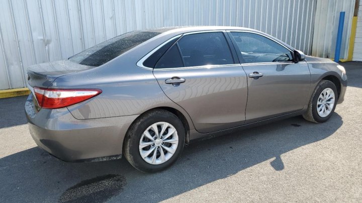 Toyota Camry  2017