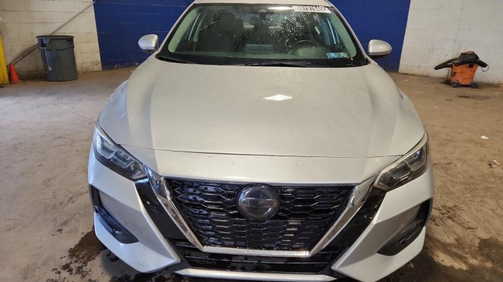 Nissan Sentra  2021