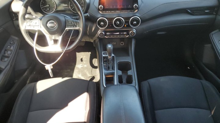 Nissan Sentra  2021