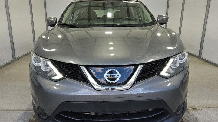Nissan Rogue Sport  2019