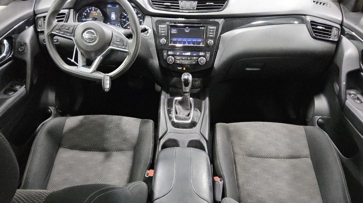 Nissan Rogue Sport  2019