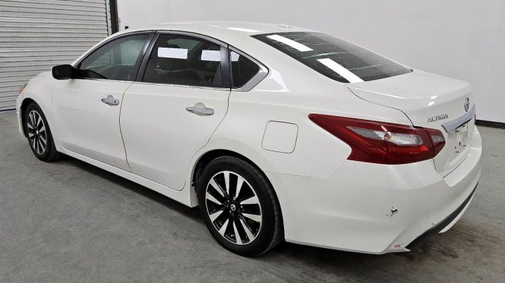 Nissan Altima  2018