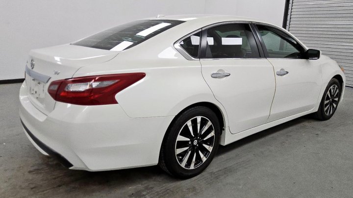 Nissan Altima  2018