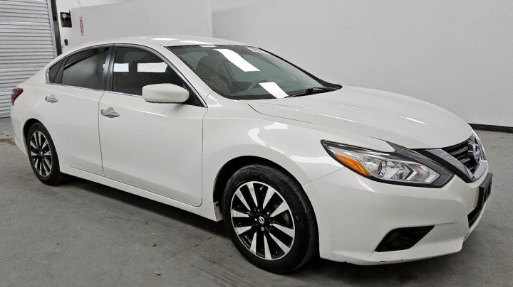 Nissan Altima  2018