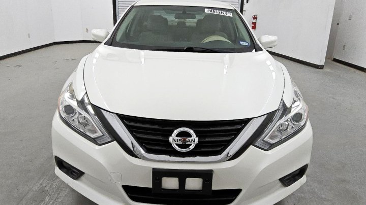 Nissan Altima  2018