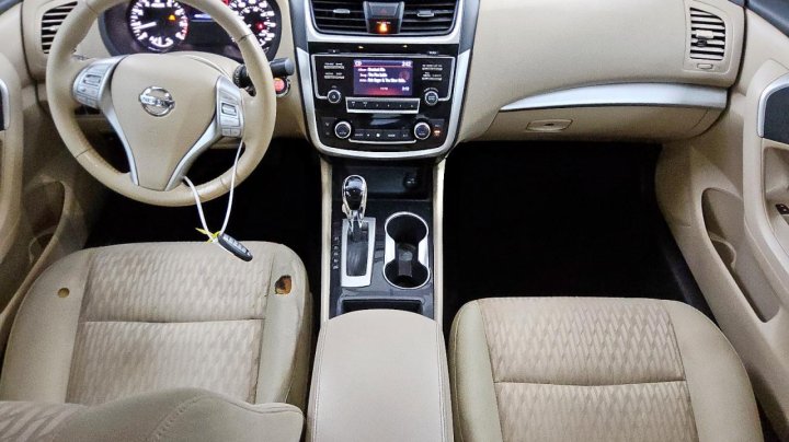 Nissan Altima  2018