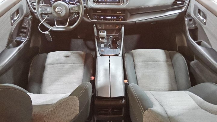 Nissan ROGUE  2023