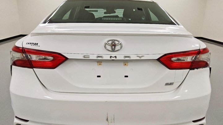 Toyota Camry  2018