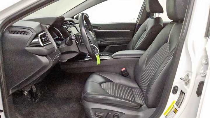 Toyota Camry  2018