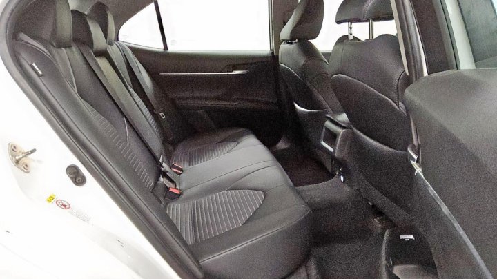 Toyota Camry  2018