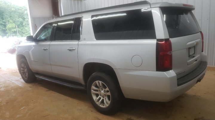 Chevrolet Suburban  2020