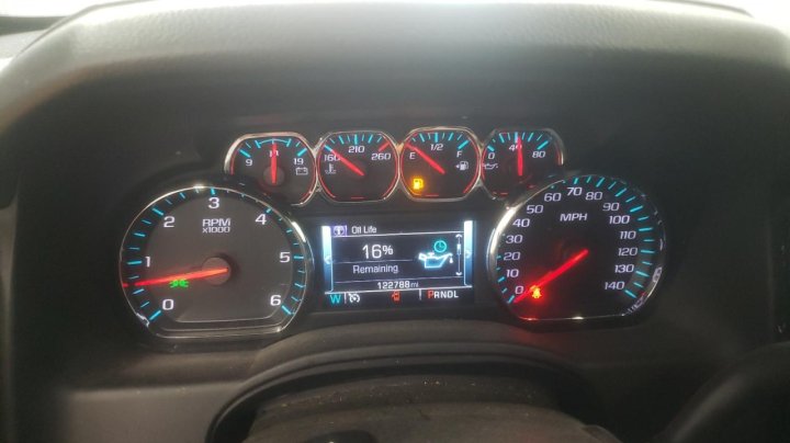 Chevrolet Suburban  2020