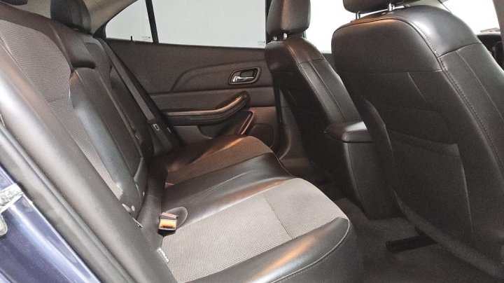 Chevrolet Malibu  2015