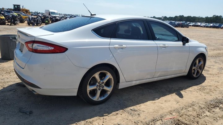 Ford FUSION  2016