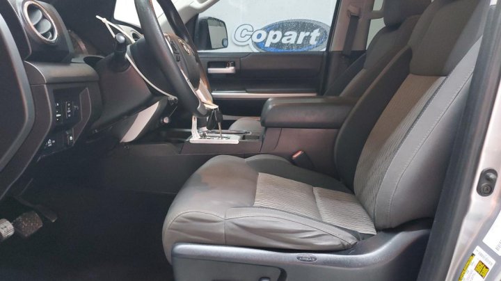 Toyota TUNDRA  2016