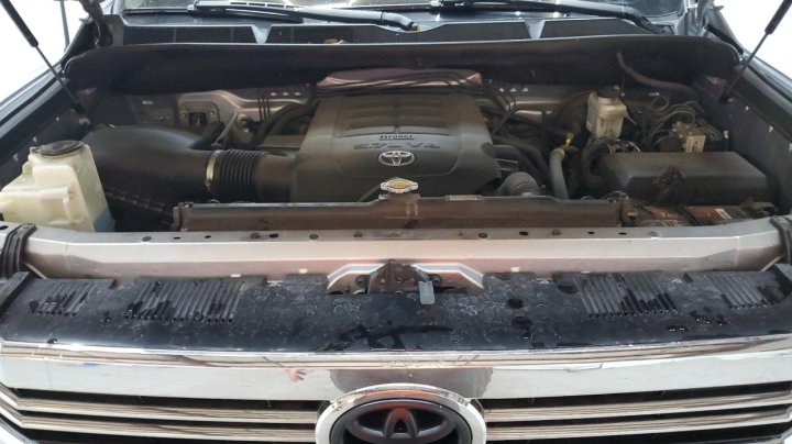 Toyota TUNDRA  2016