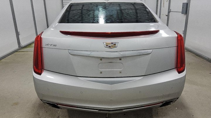 Cadillac XTS  2016