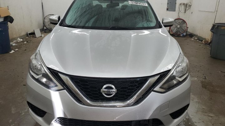 Nissan Sentra  2019