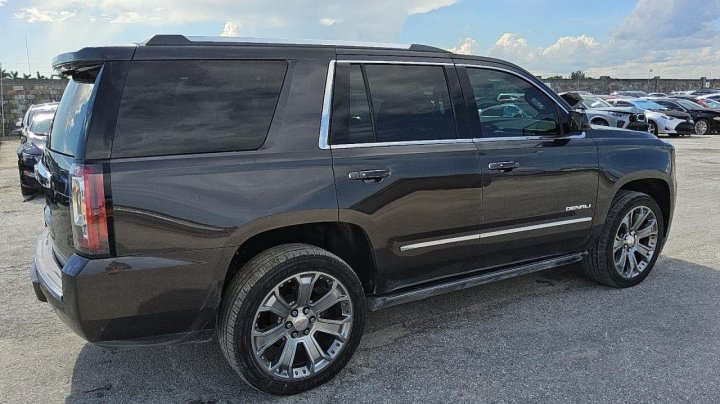 GMC YUKON  2017