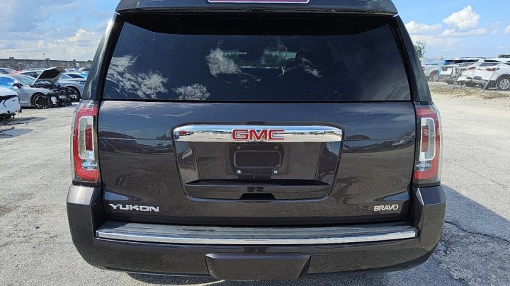 GMC YUKON  2017