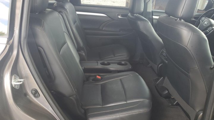 Toyota Highlander  2018