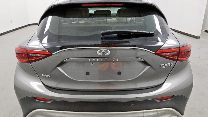 INFINITI QX30  2018
