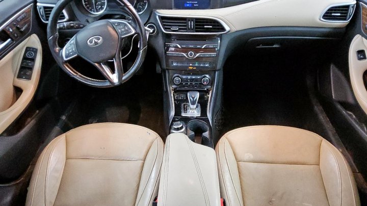 INFINITI QX30  2018