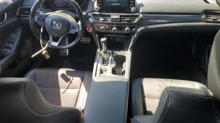 Honda Accord  2019