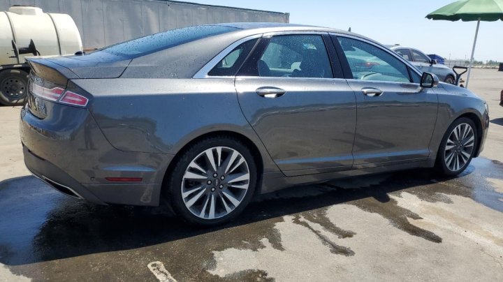 Lincoln MKZ  2018