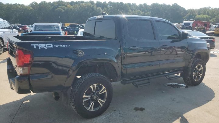 Toyota TACOMA  2018