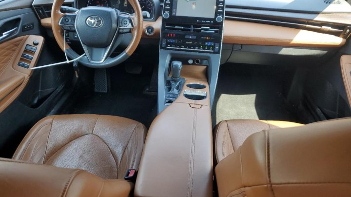 Toyota Avalon  2019