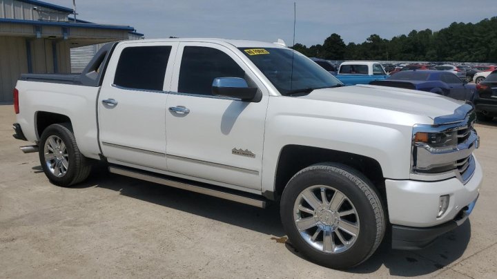 Chevrolet Silverado  2017