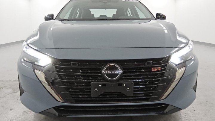 Nissan Sentra  2024