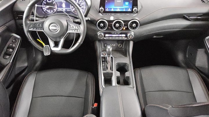 Nissan Sentra  2024