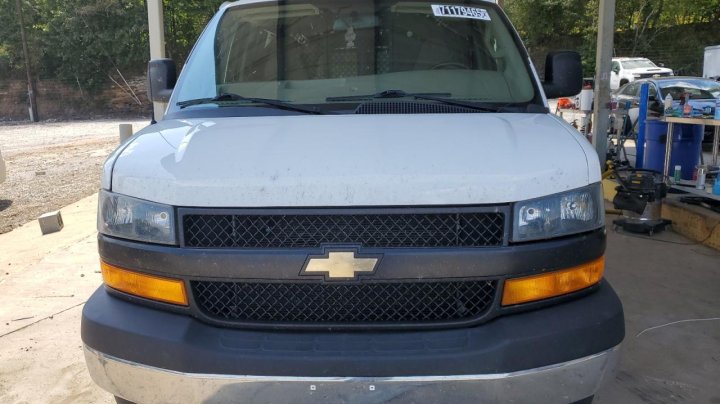 Chevrolet EXPRESS G2500  2020
