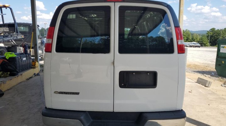 Chevrolet EXPRESS G2500  2020