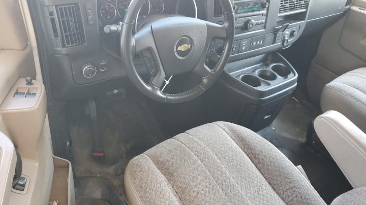 Chevrolet EXPRESS G2500  2020