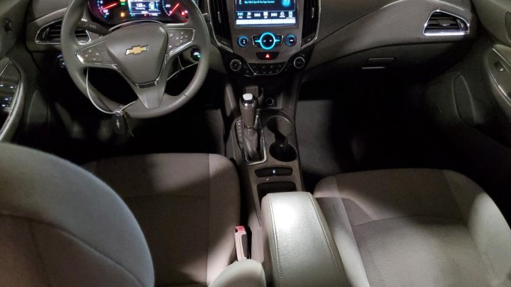 Chevrolet CRUZE  2018