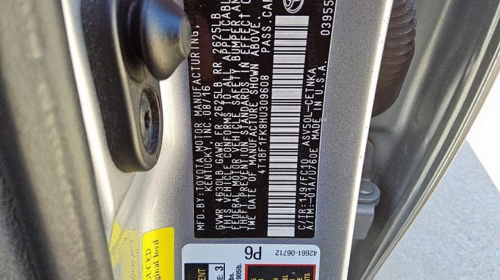 Toyota Camry  2017
