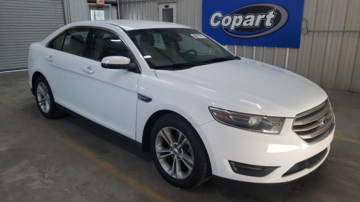 Ford TAURUS  2015